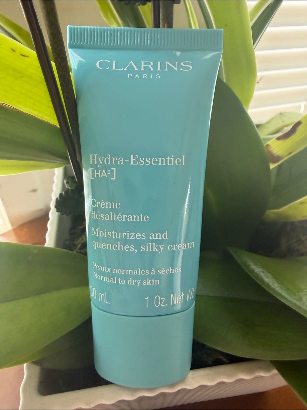 Clarins Hydra-Essentiel Moisturizer - Aqua